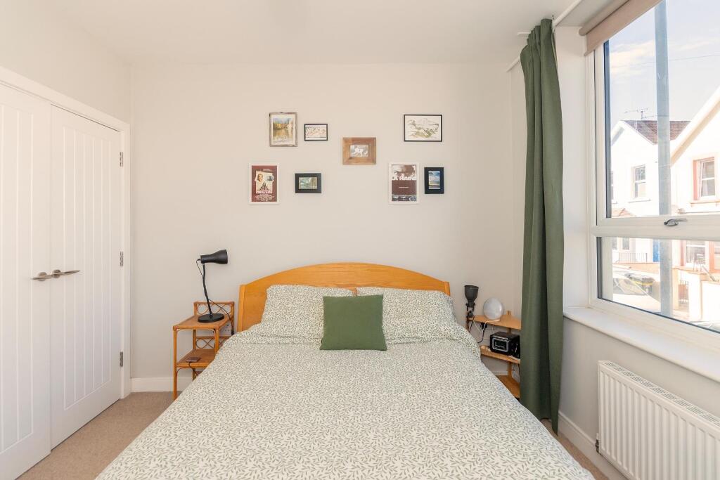 1B4RTN - Bedroom A.jpg