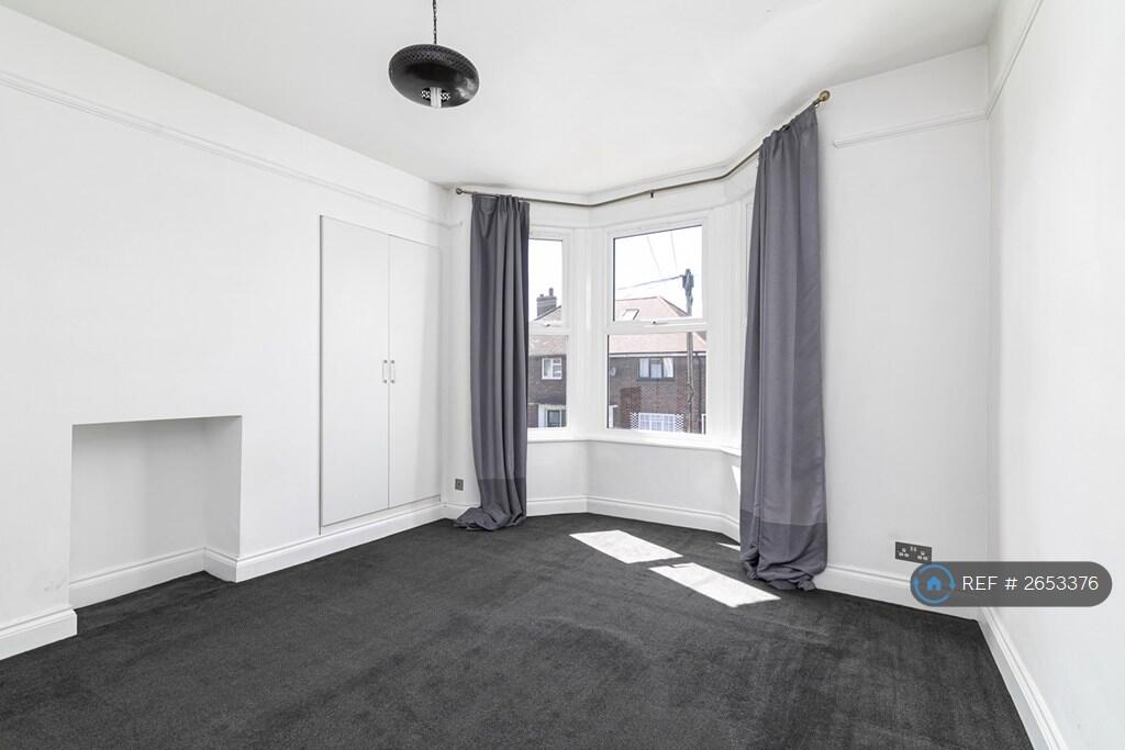 05_bedroom-1