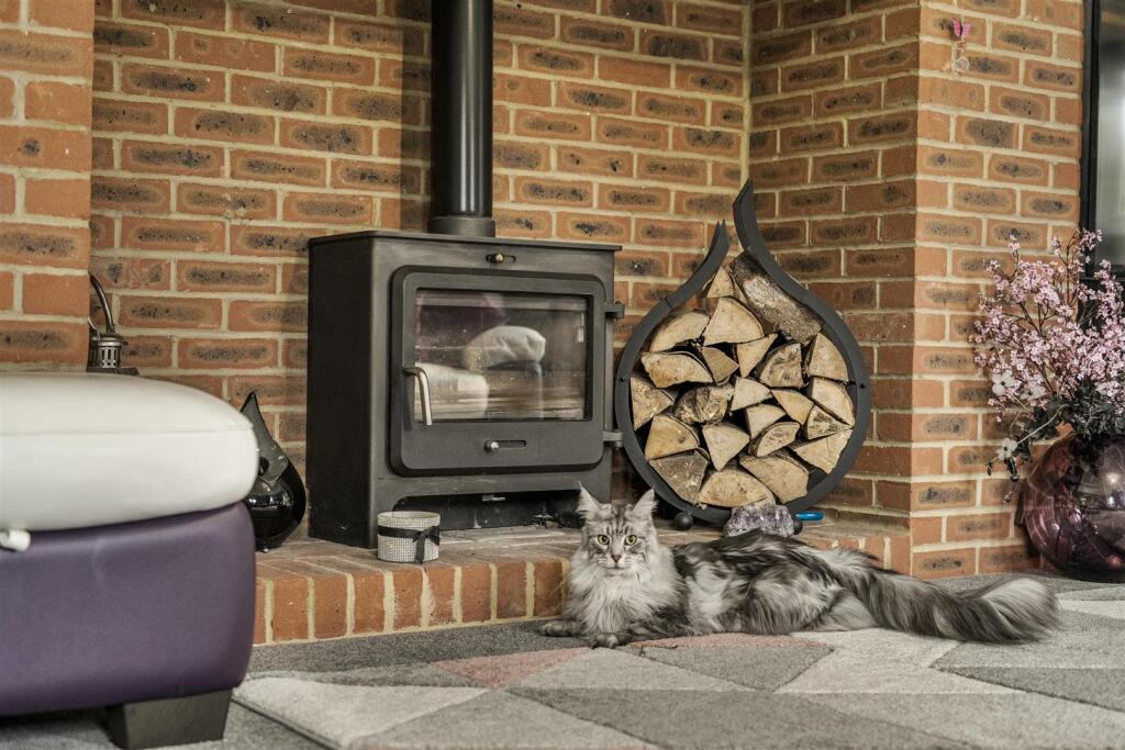 1357239-12-68cbd382e7e42.jpg