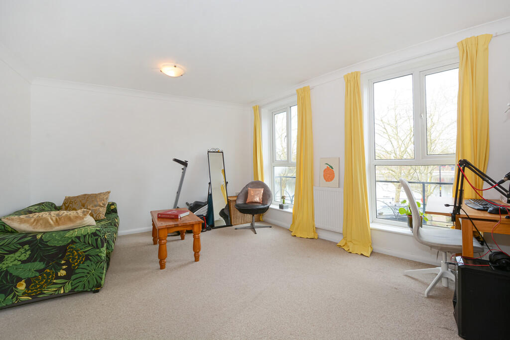 6 Bray Crescent(5...