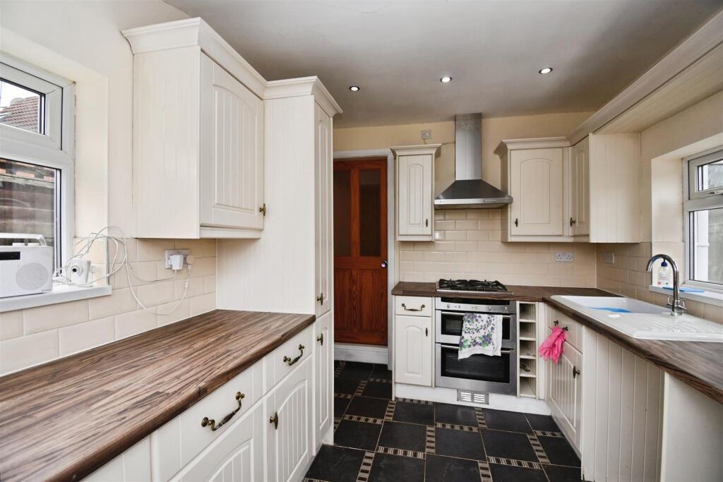 0fd9b3a9-U 20 20 288 29.JPG