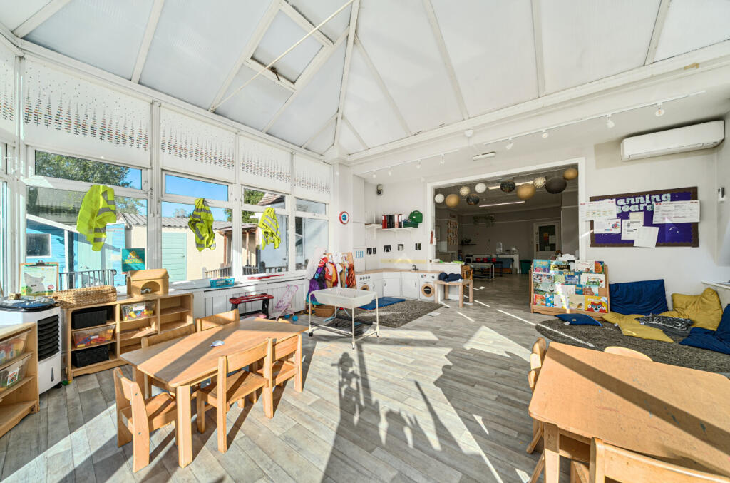 1354812-3-68c938d...