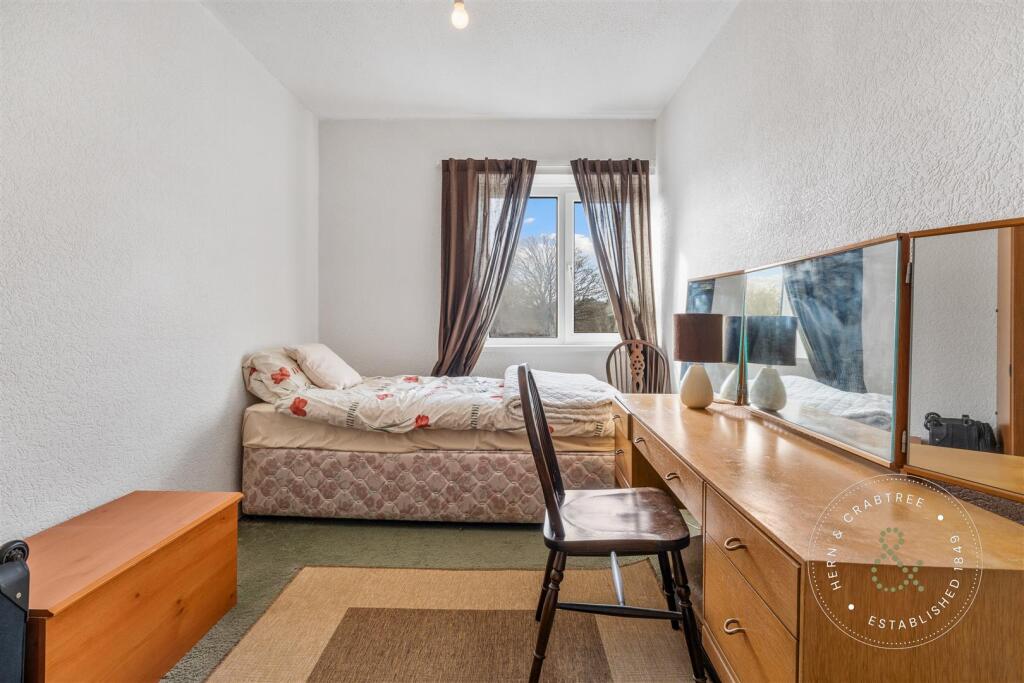 Station Road, Hern Crabtree (13).jpg