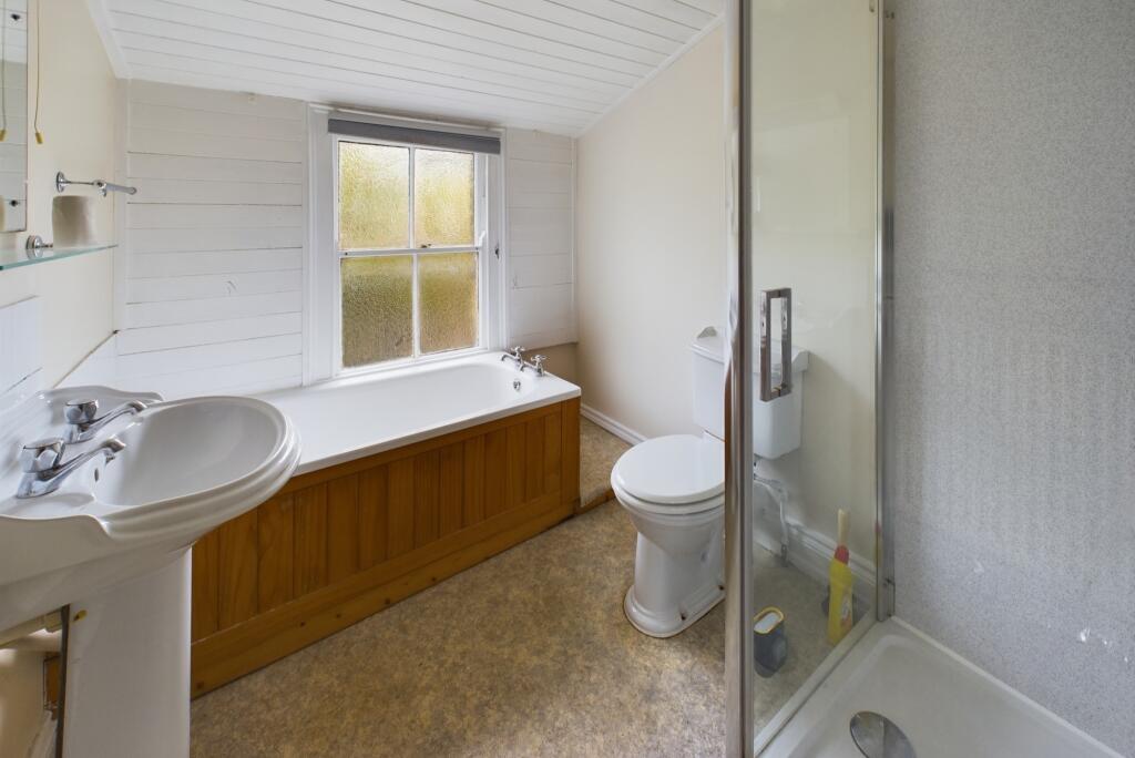 CAM02545G0-PR0171-STILL019