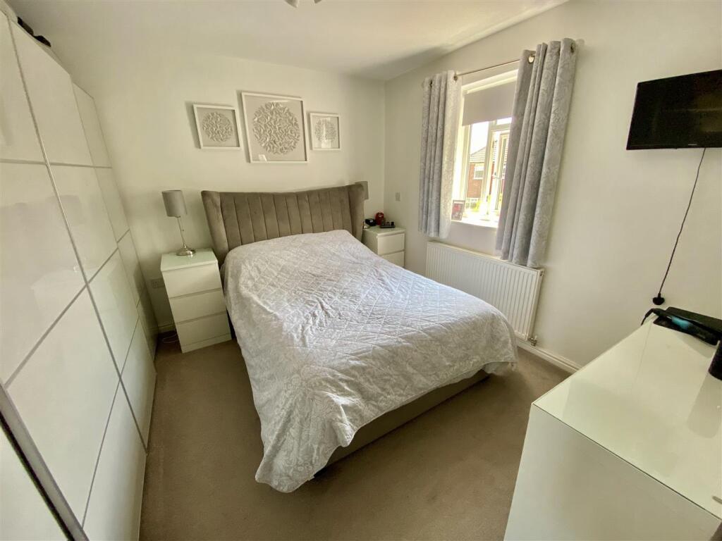 Bramleys Estate Agents - Savile Place - Mirfield (