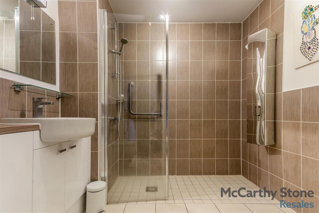 8664378-interior08.jpg