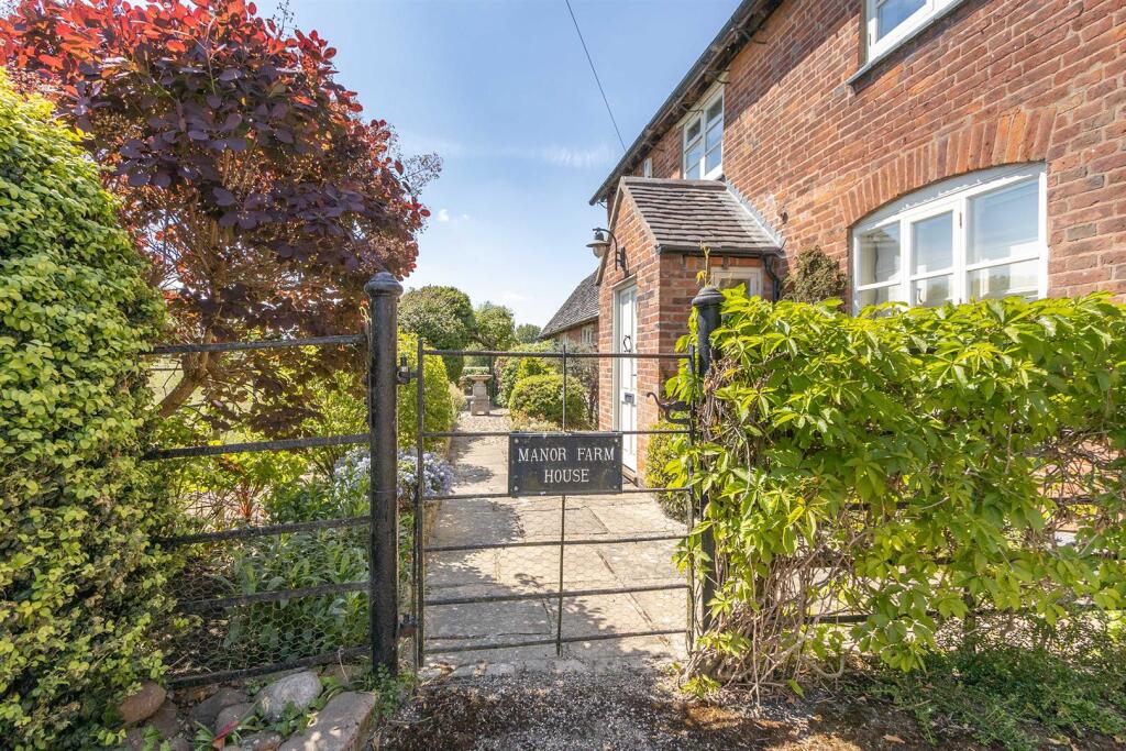 Manor Farm, Sketchley Old Village (12).jpg