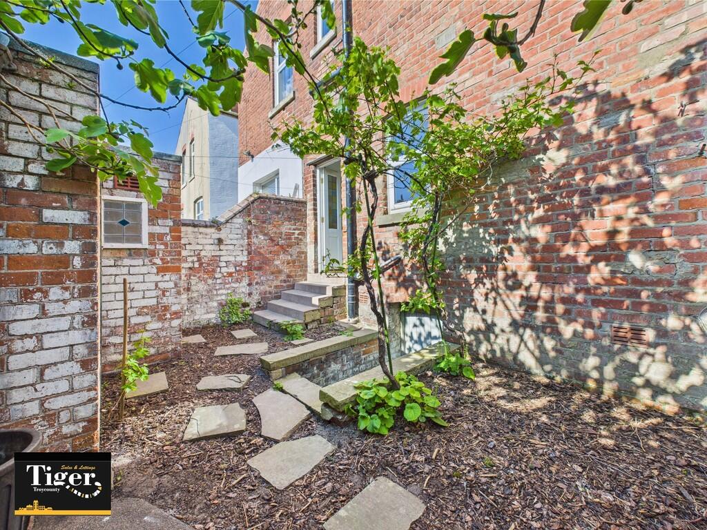 CAM03440G0-PR0320...