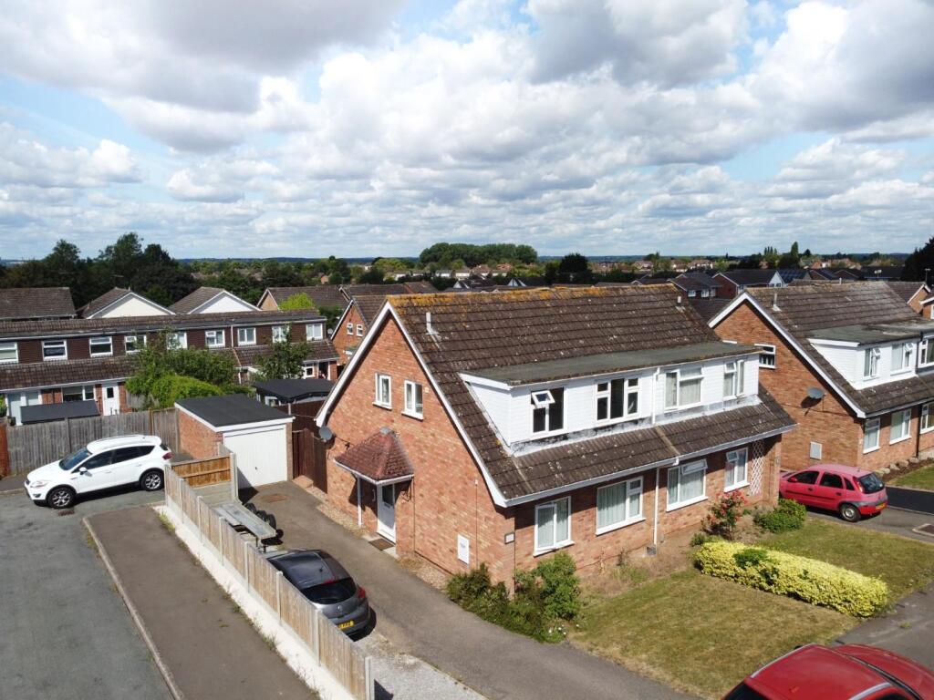 10 Severn Close aerial.jpg