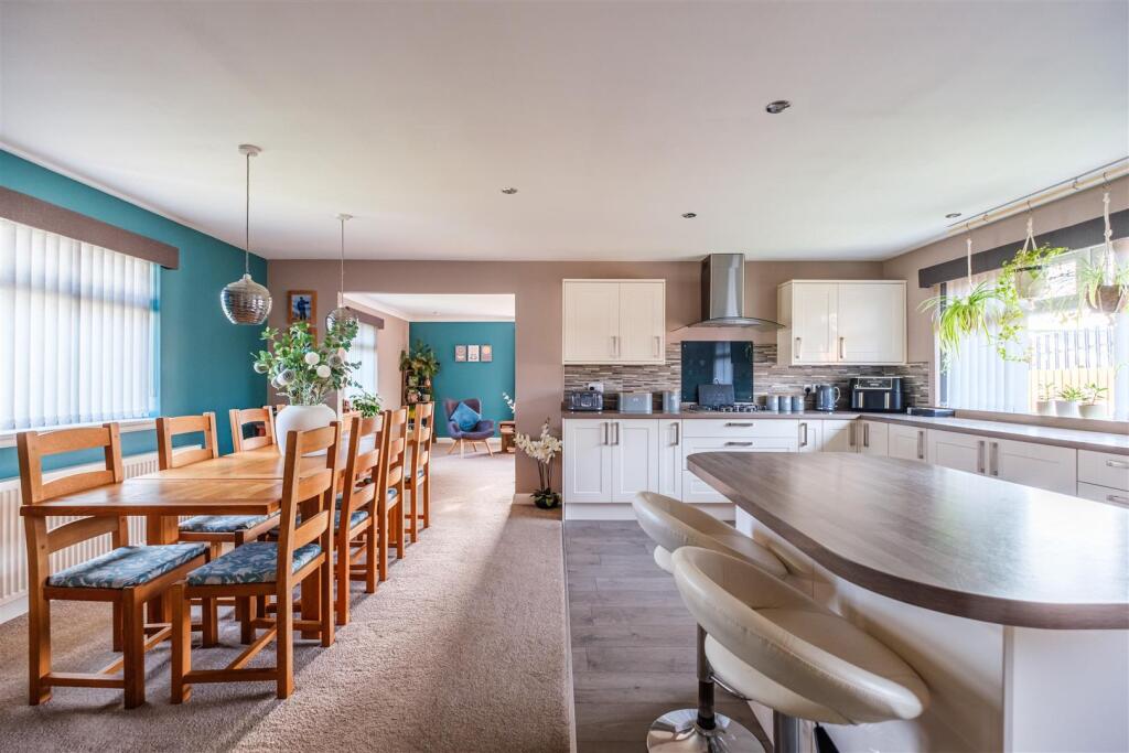 Campbell Street East-29.jpg