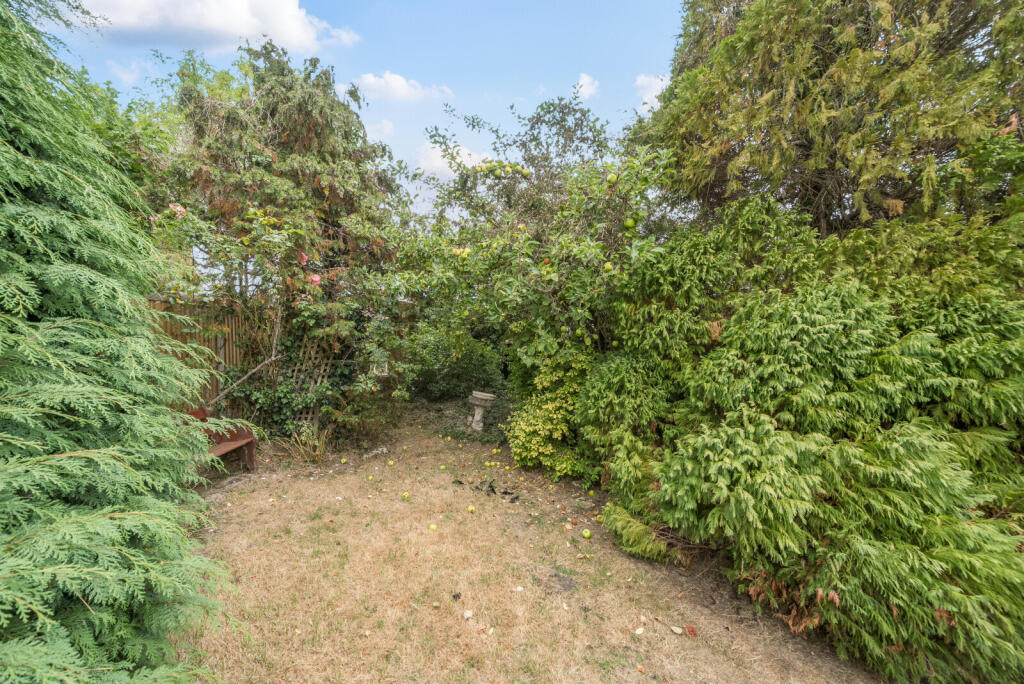 1342254-5-68a5d24...