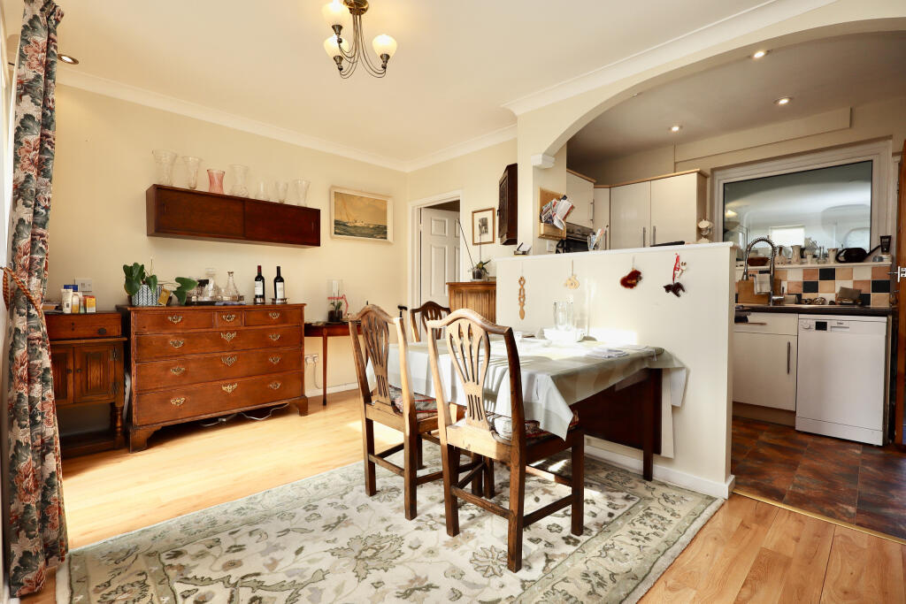 Kitchen diner