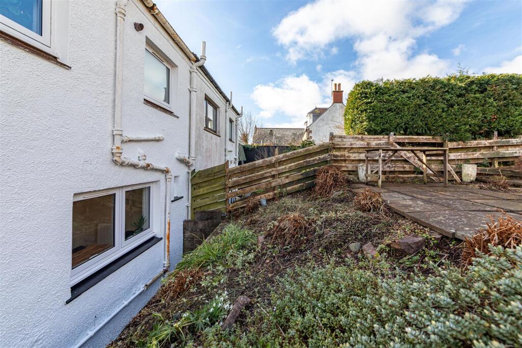 2 Chestnut Cottage Bowden 40.JPG