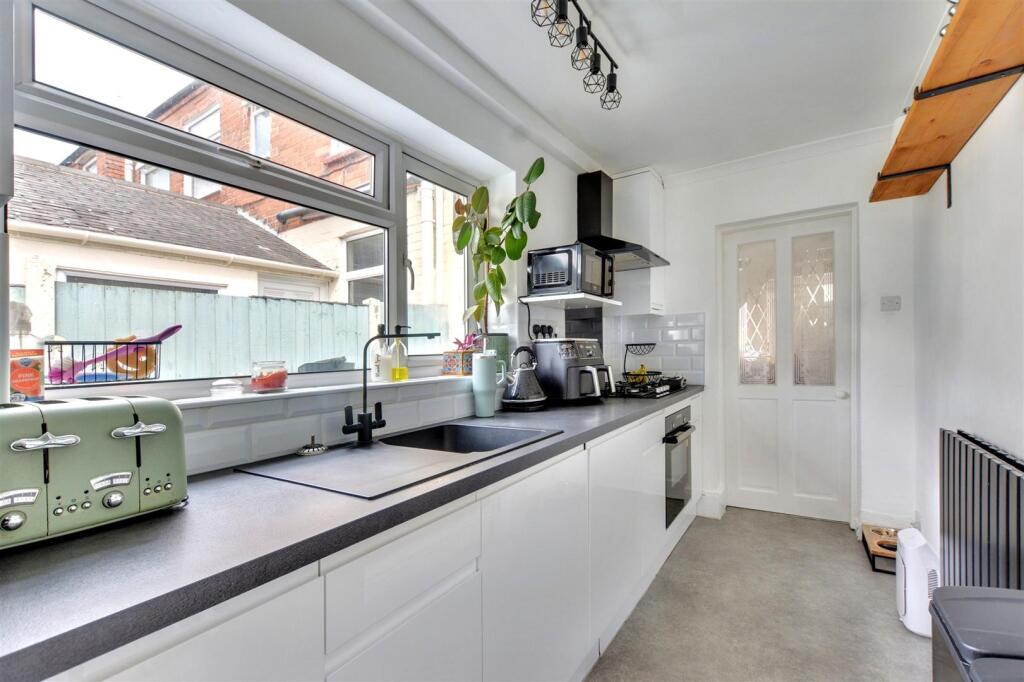 Kitchen_ (3).jpeg