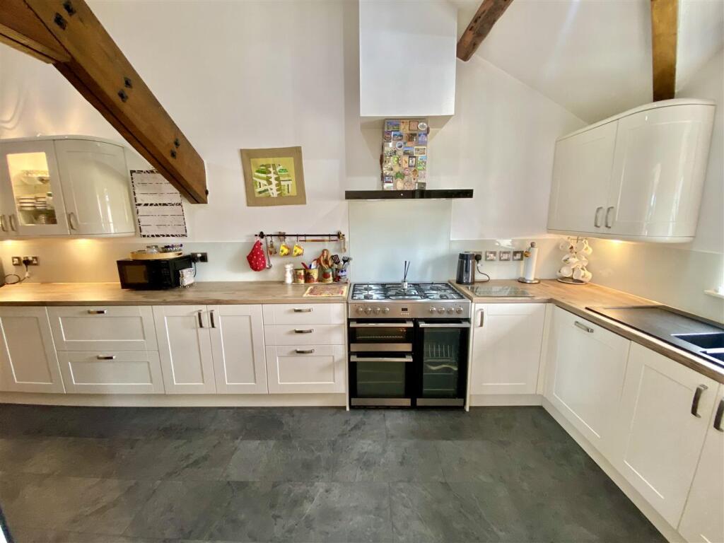 Bramleys Estate Agents - The Orchards - Bellstring