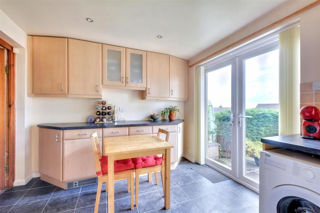 Kitchen (4).jpeg
