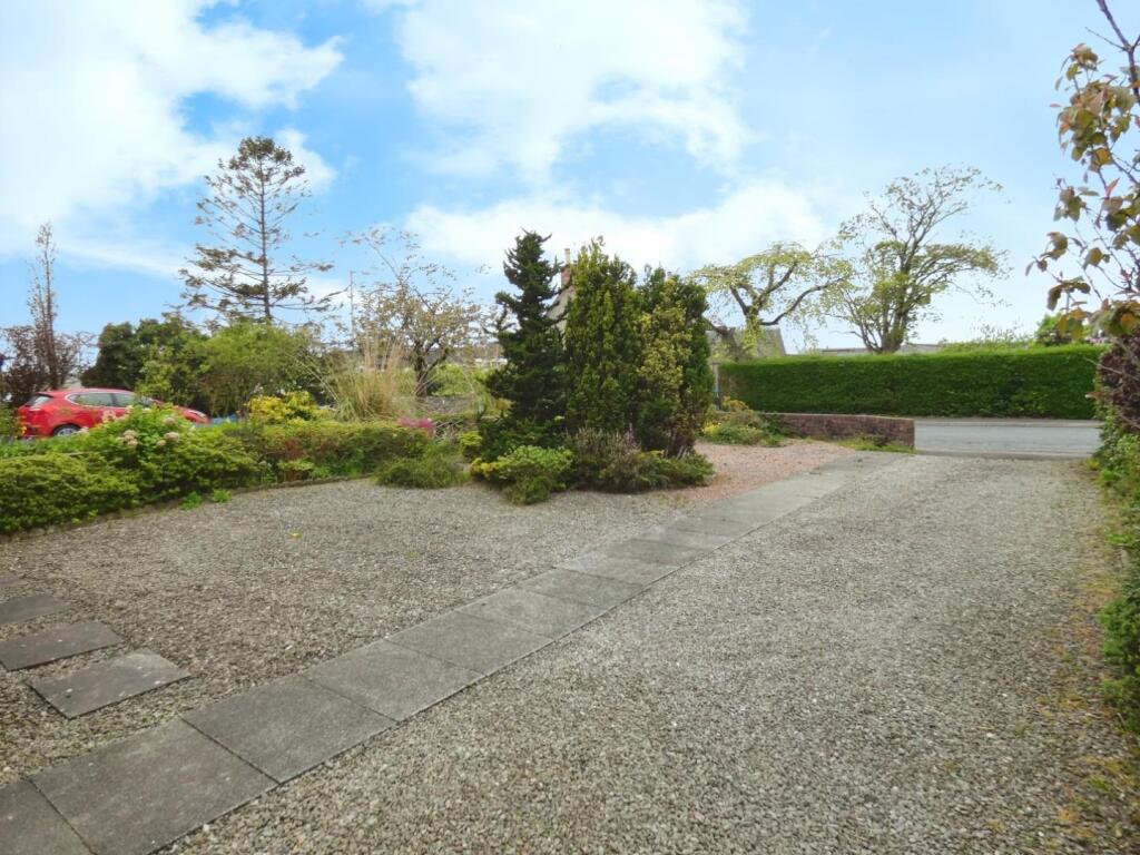 Front Garden/Driveway