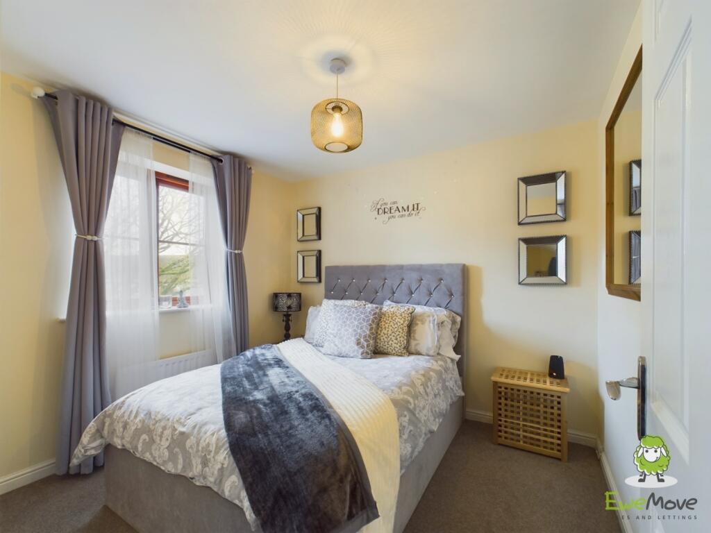 Bedroom2-min