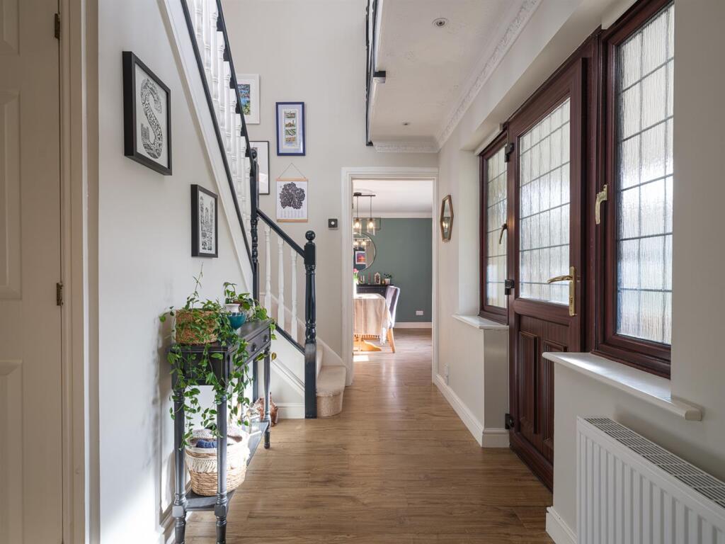 11 Erleigh Drive-37.jpg