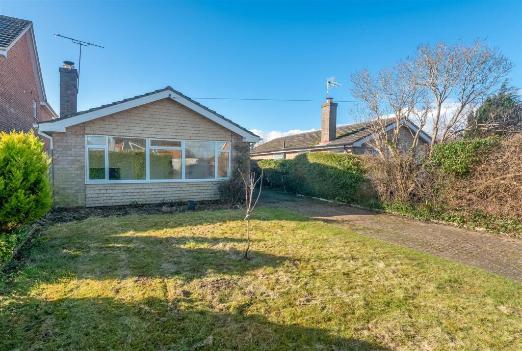 25 Manor Farm Road-2.jpg