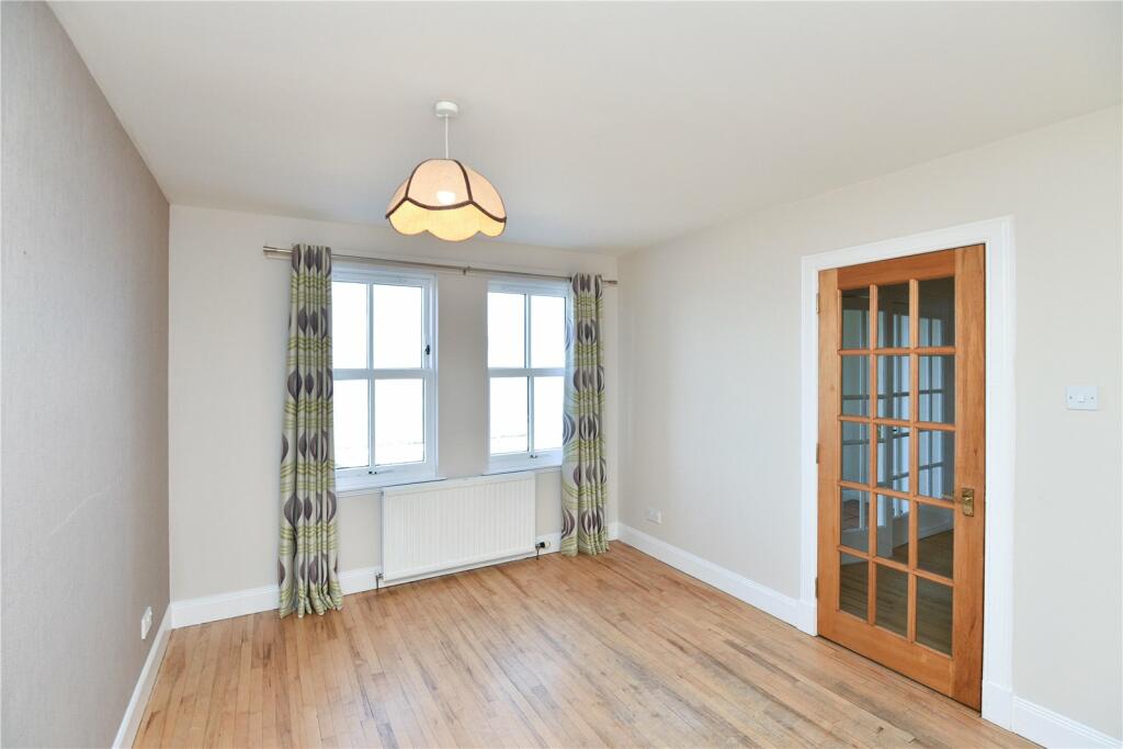 Breakfast Room