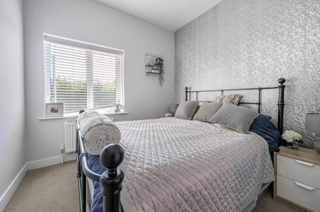 1323822-4-686fbe8...