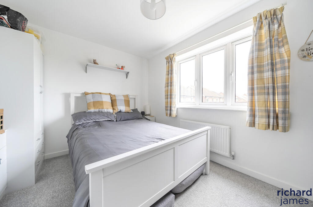 4992e8a8-2792-483...