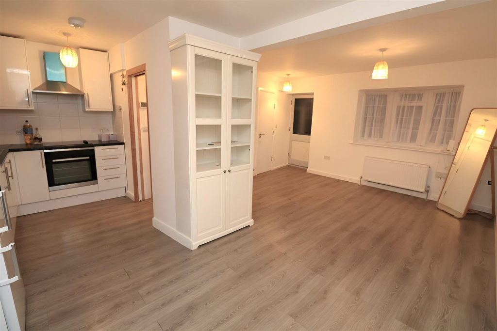 Ranskill Road, Borehamwood, WD6