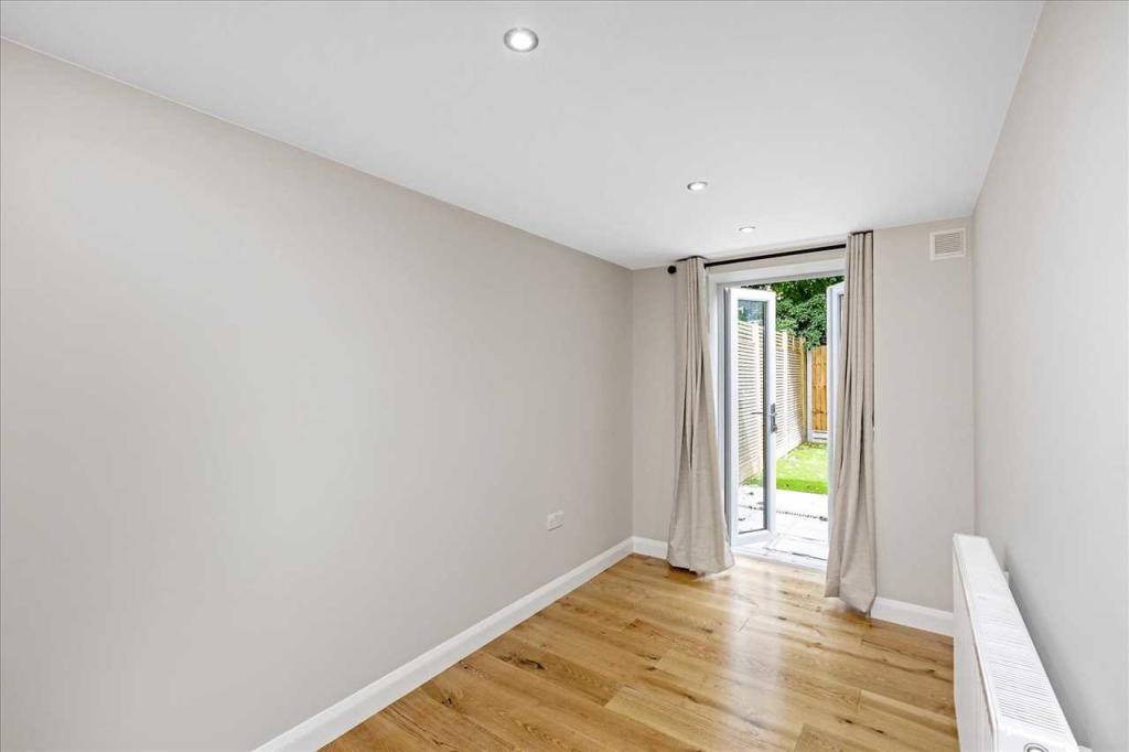 Study / Bedroom 3