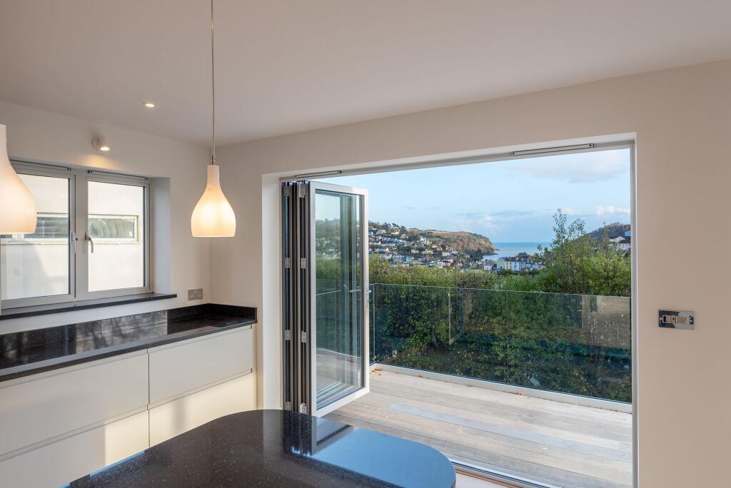 Moonraker-Kitchen