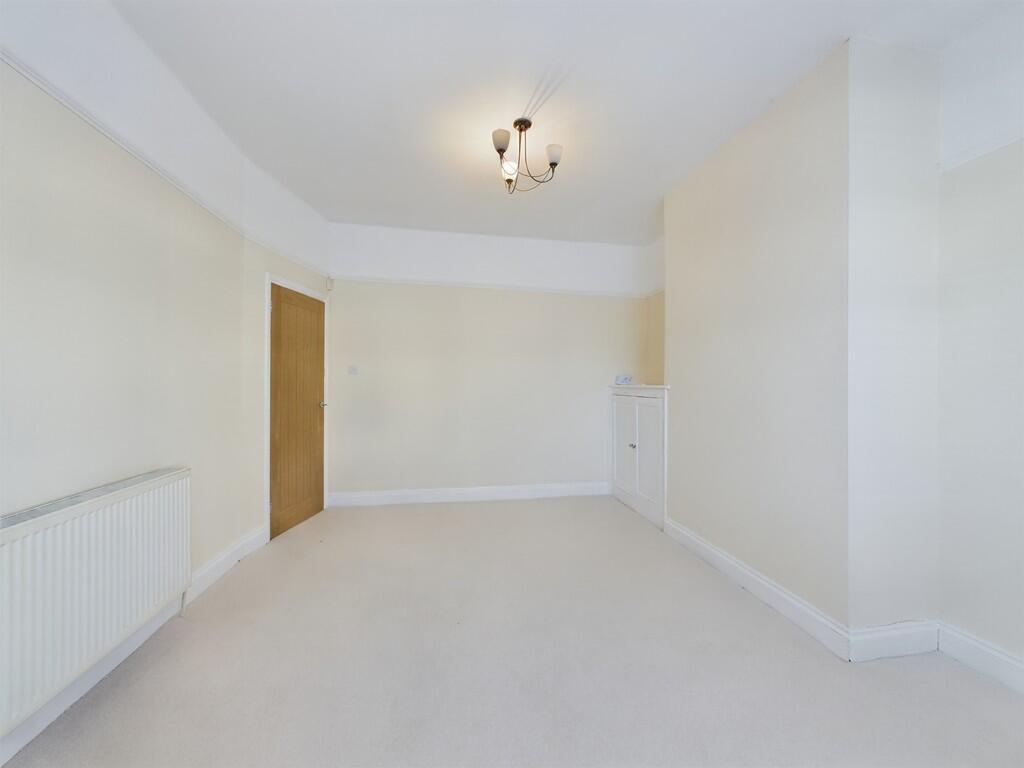 CAM01835G0-PR0137...