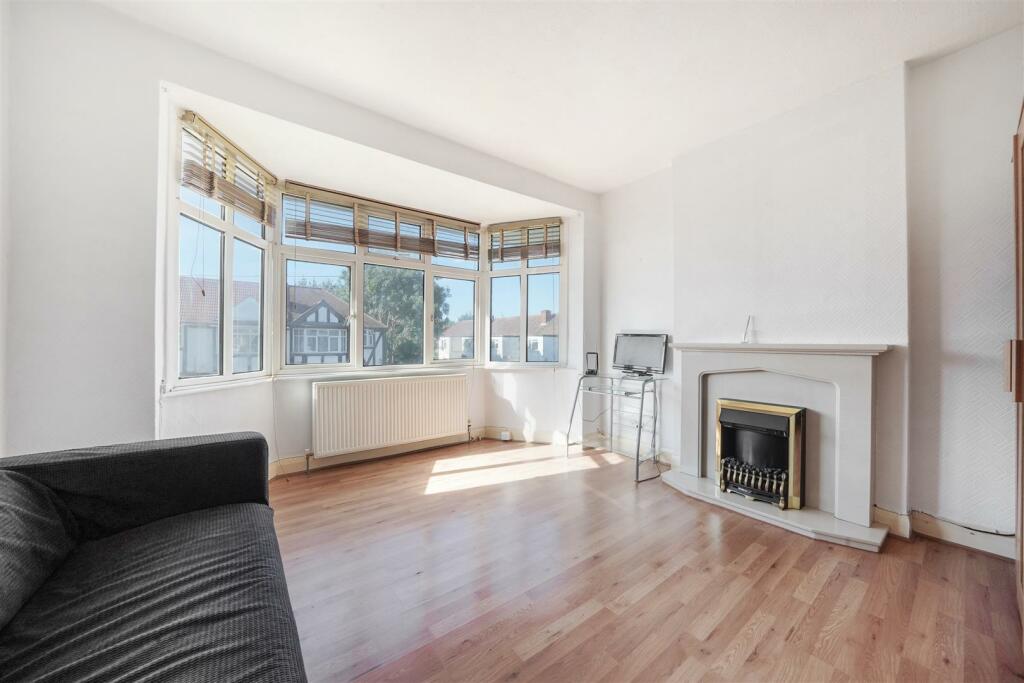 4A Kenmere Gardens - VN9EZjwO3QCXJ4BmgFe9.jpg