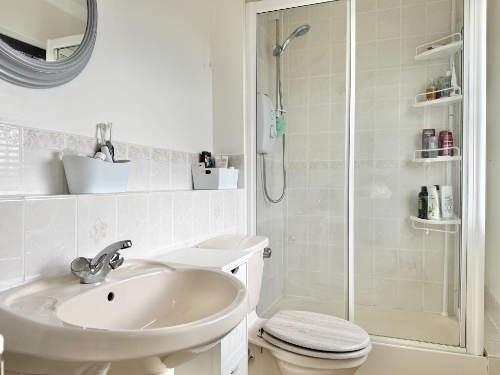 En-Suite to Bedroom One