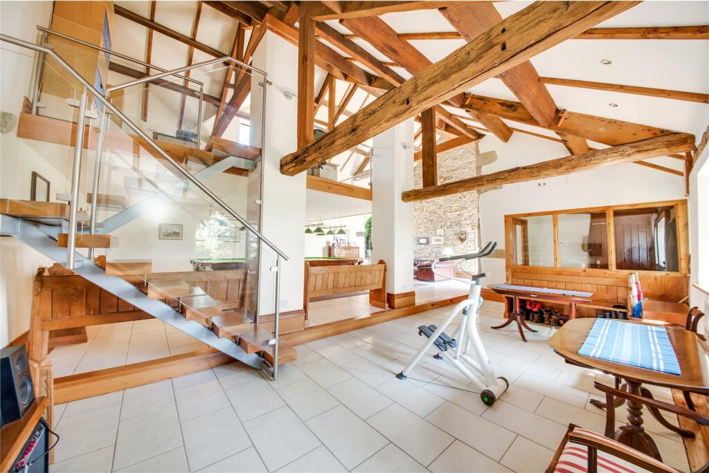 THE BARN/GAMES/LEISURE WING