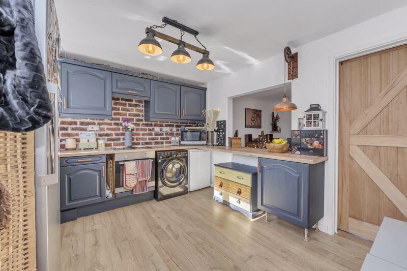Kitchen/Breakfast Room