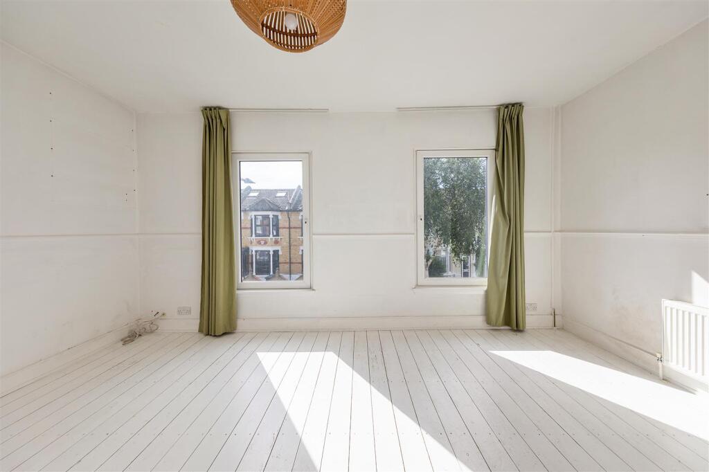 Murchison Road, E10