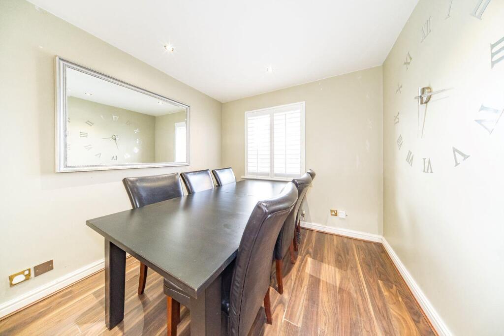 7 Beech Meadows dining room.jpg