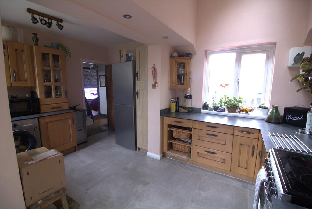 Kitchen 3