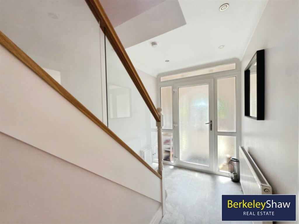 ba24f755--46F7-81FE-CCA94D3E58E0-43462-000005B31D8