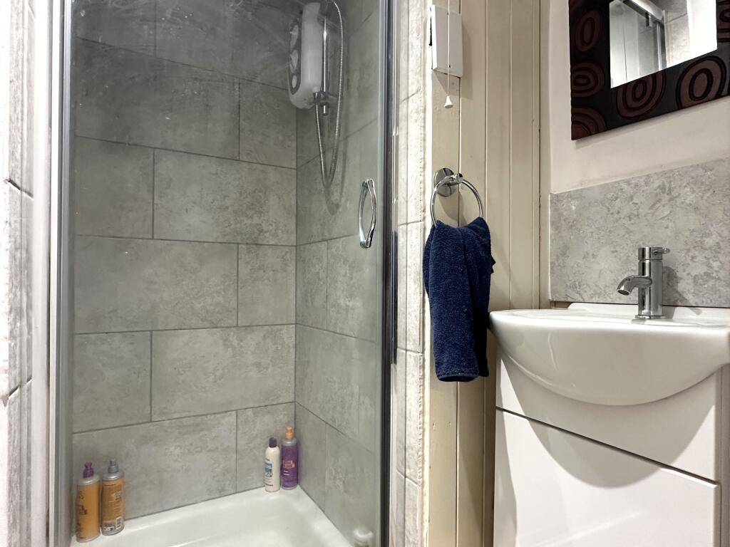 En-Suite Shower