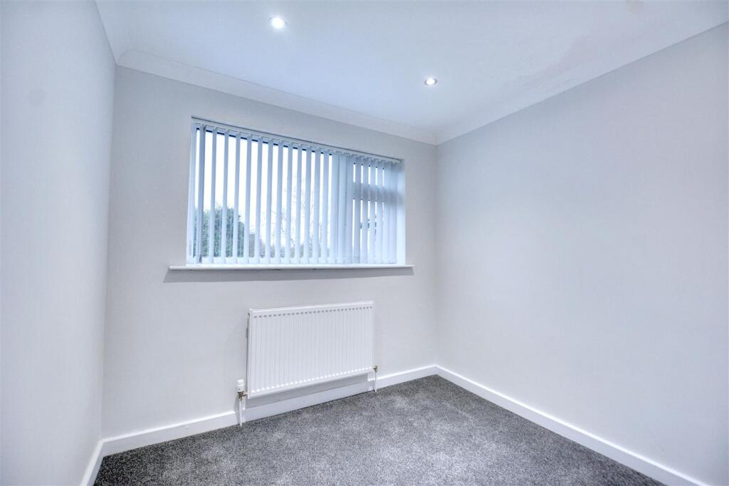 Bedroom 2_1.jpeg