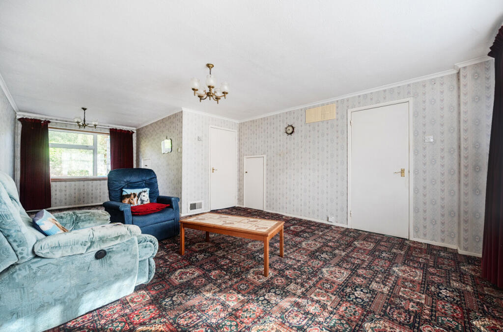 1347090-7-68b8038...