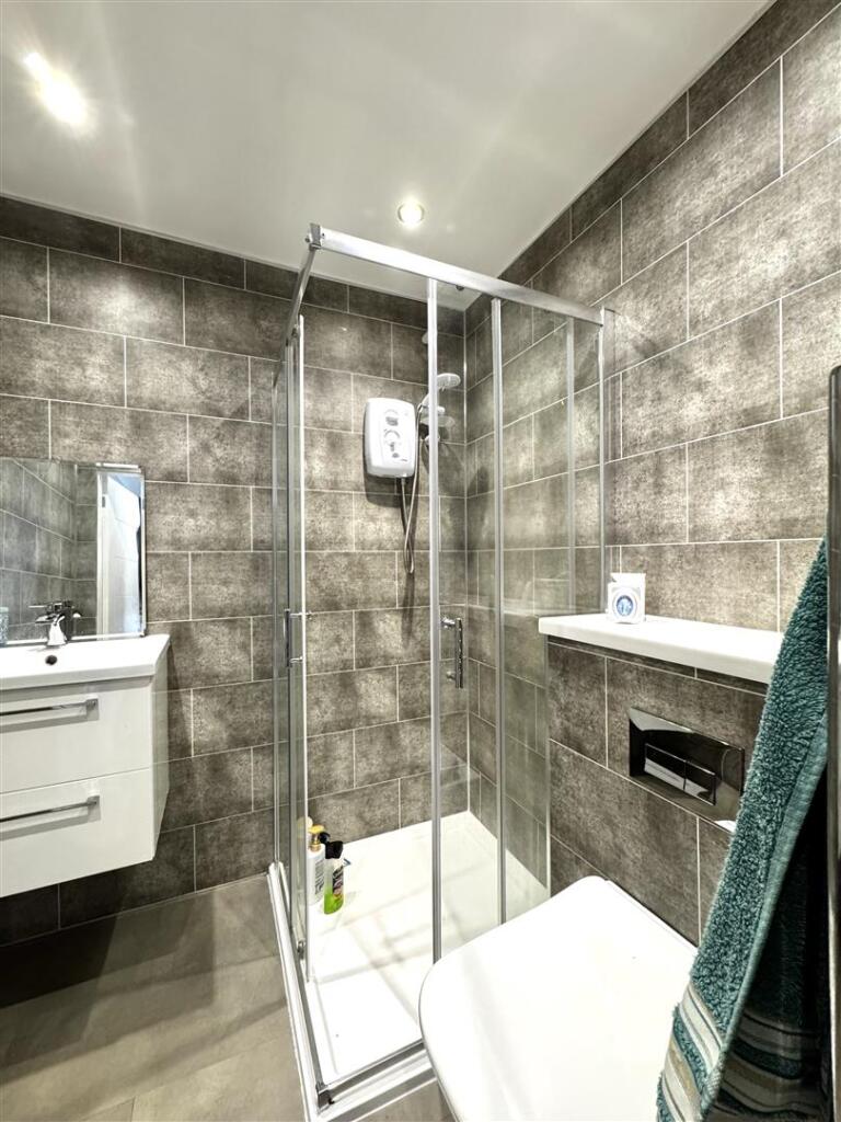 WC Shower Room