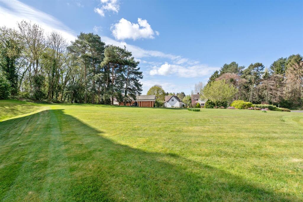 65 Riverside Drive_20.jpg