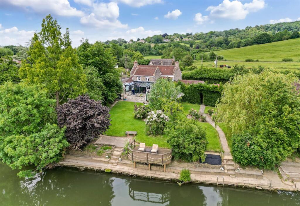 3 - Detached Period Property for Auction, Swinefor