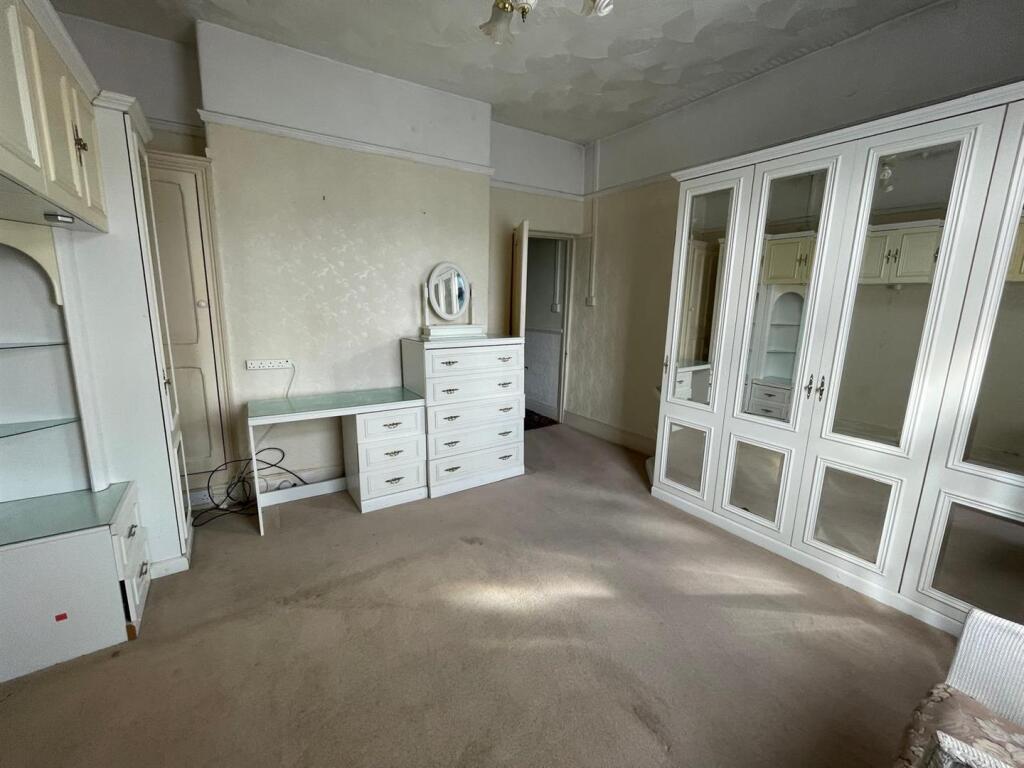 WhatsApp Image 2025-08-26 at 15.04.27_3ecbbb72.jpg