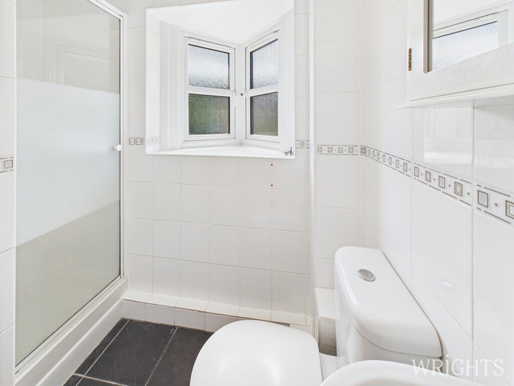 CAM02796G0-PR0469...