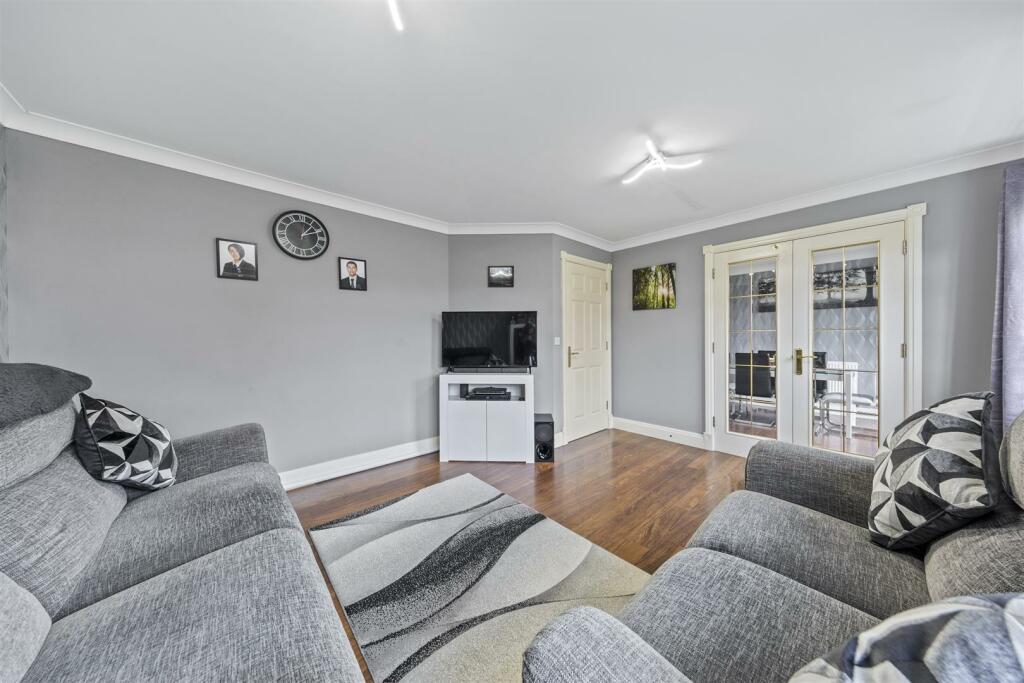 52GarwoodCresWeb15.jpg