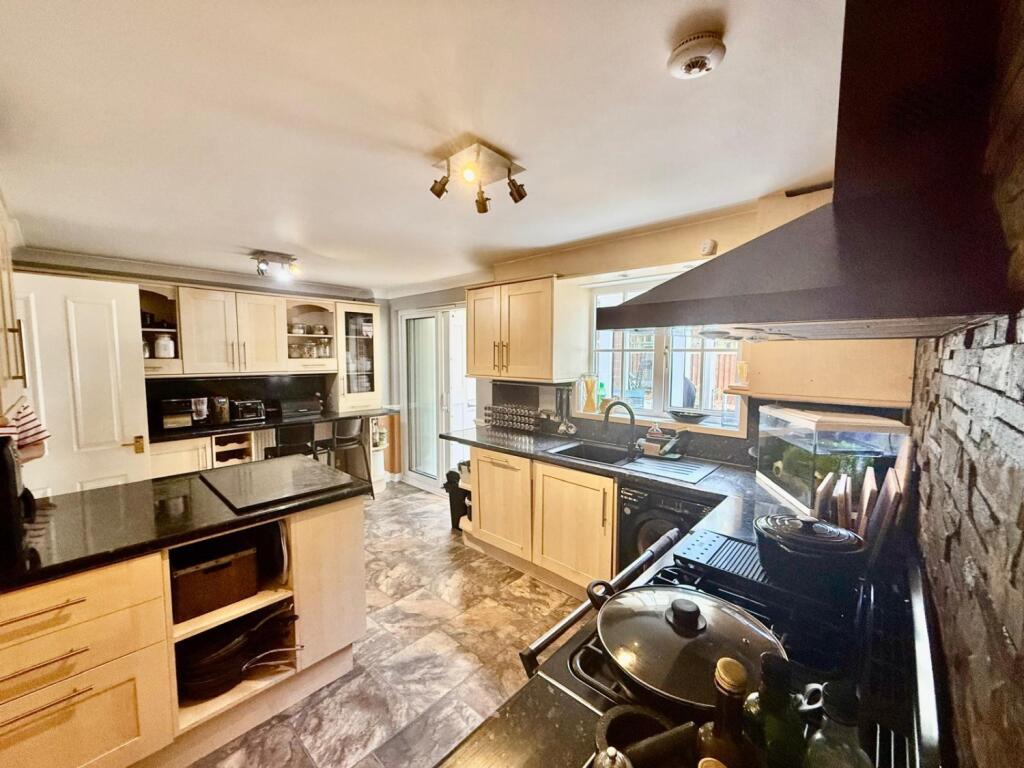 PHOTO-2025-08-08-14-46-37 19