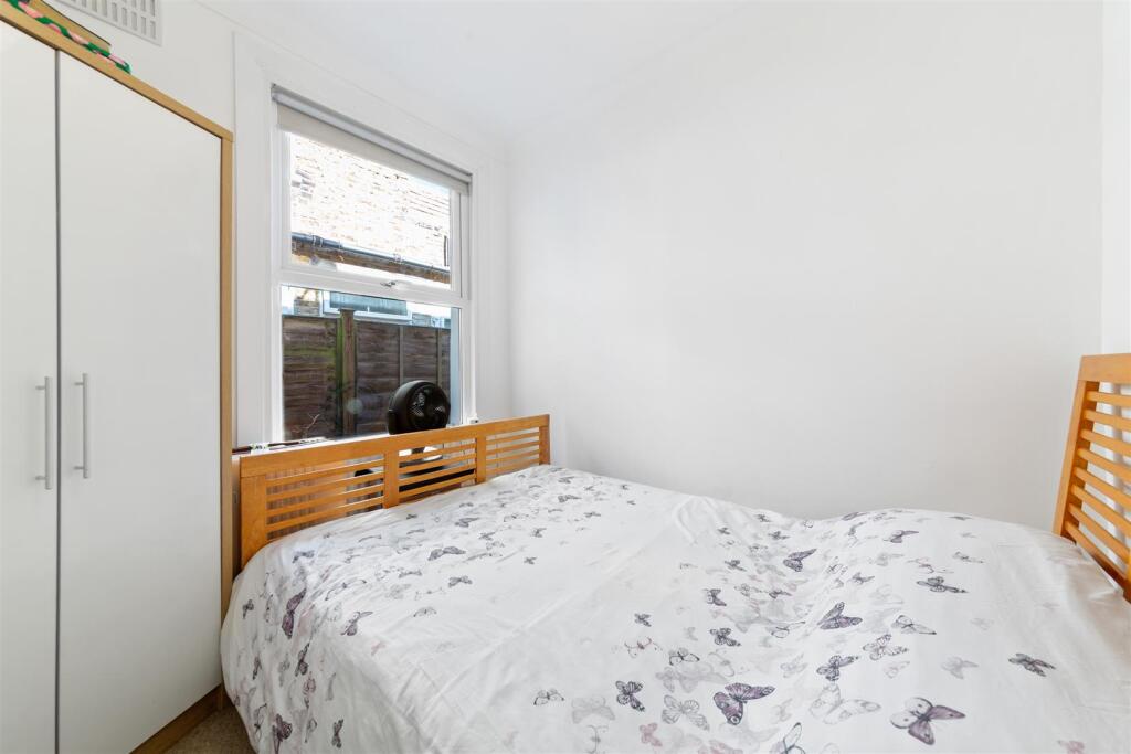 5 Sellincourt Road, SW17 9RX-5.jpg